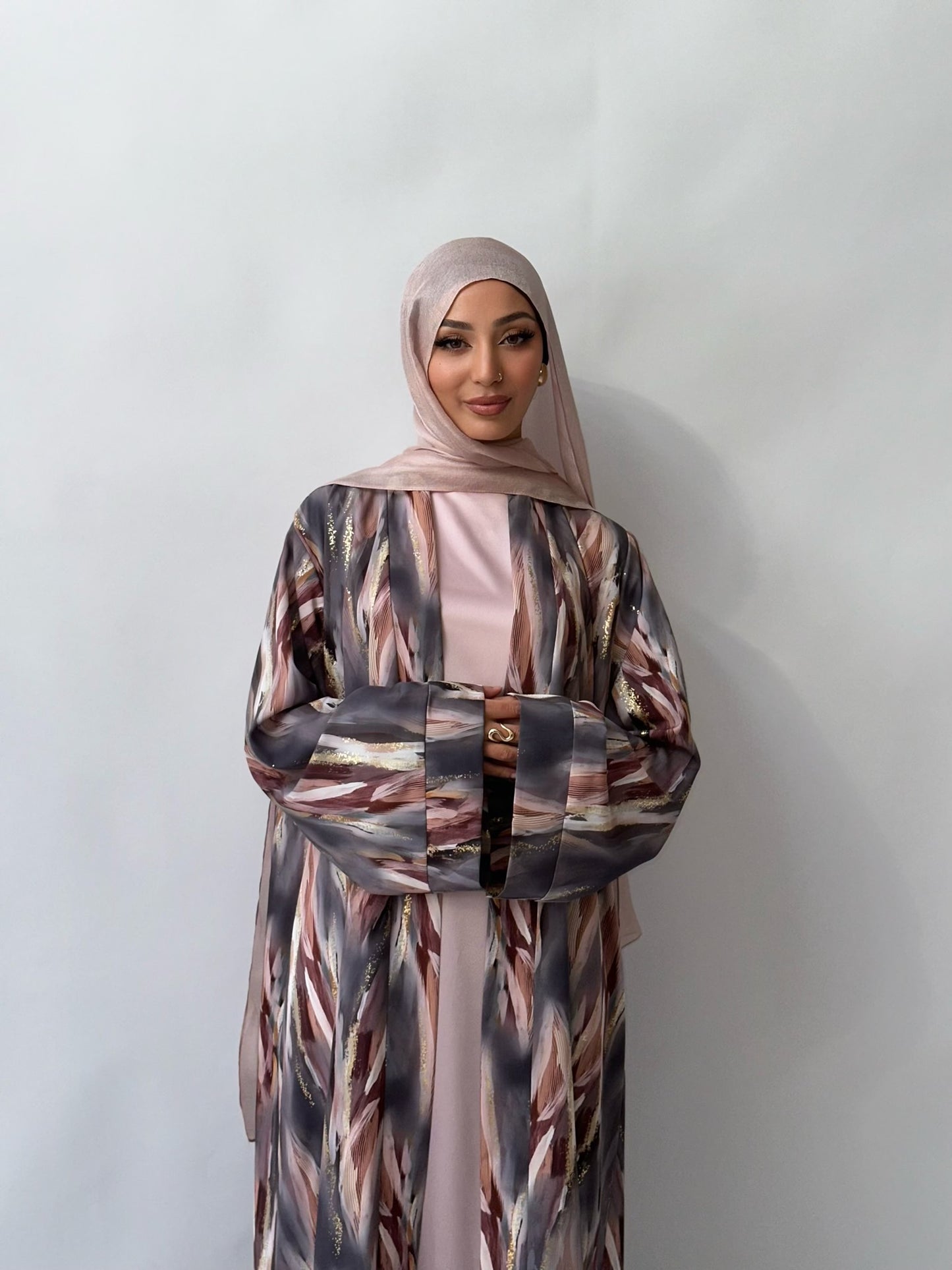 Eloura Abaya Set